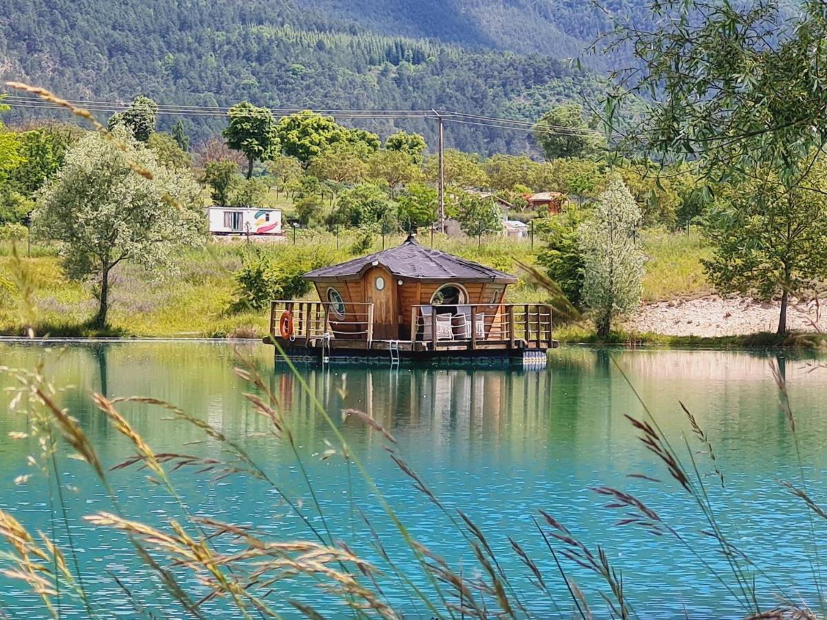 Camping Le Lac Bleu Hotel Châtillon-en-Diois Exterior photo