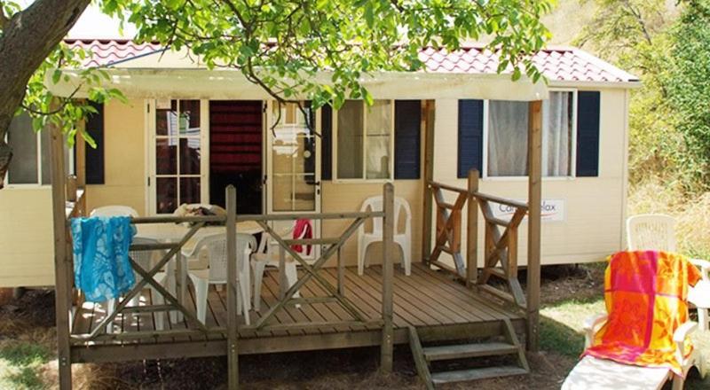 Camping Le Lac Bleu Hotel Châtillon-en-Diois Exterior photo