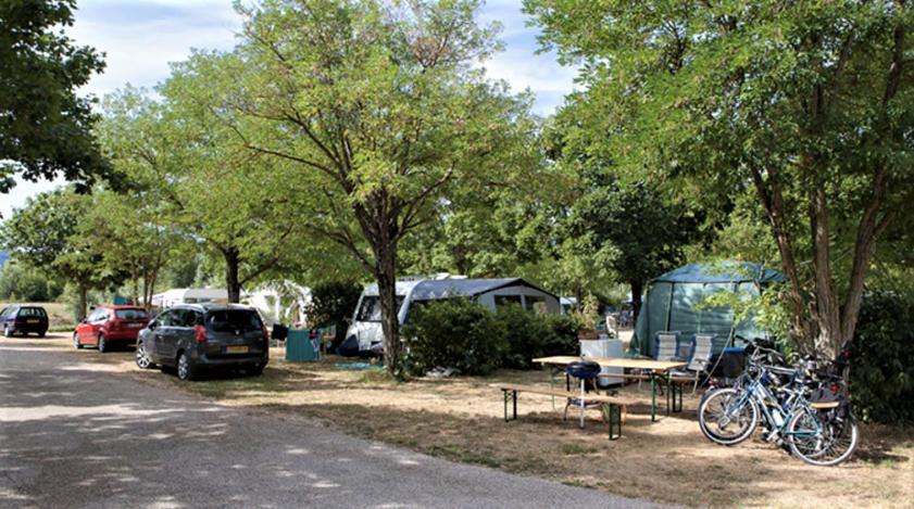 Camping Le Lac Bleu Chatillon-en-Diois Exterior photo