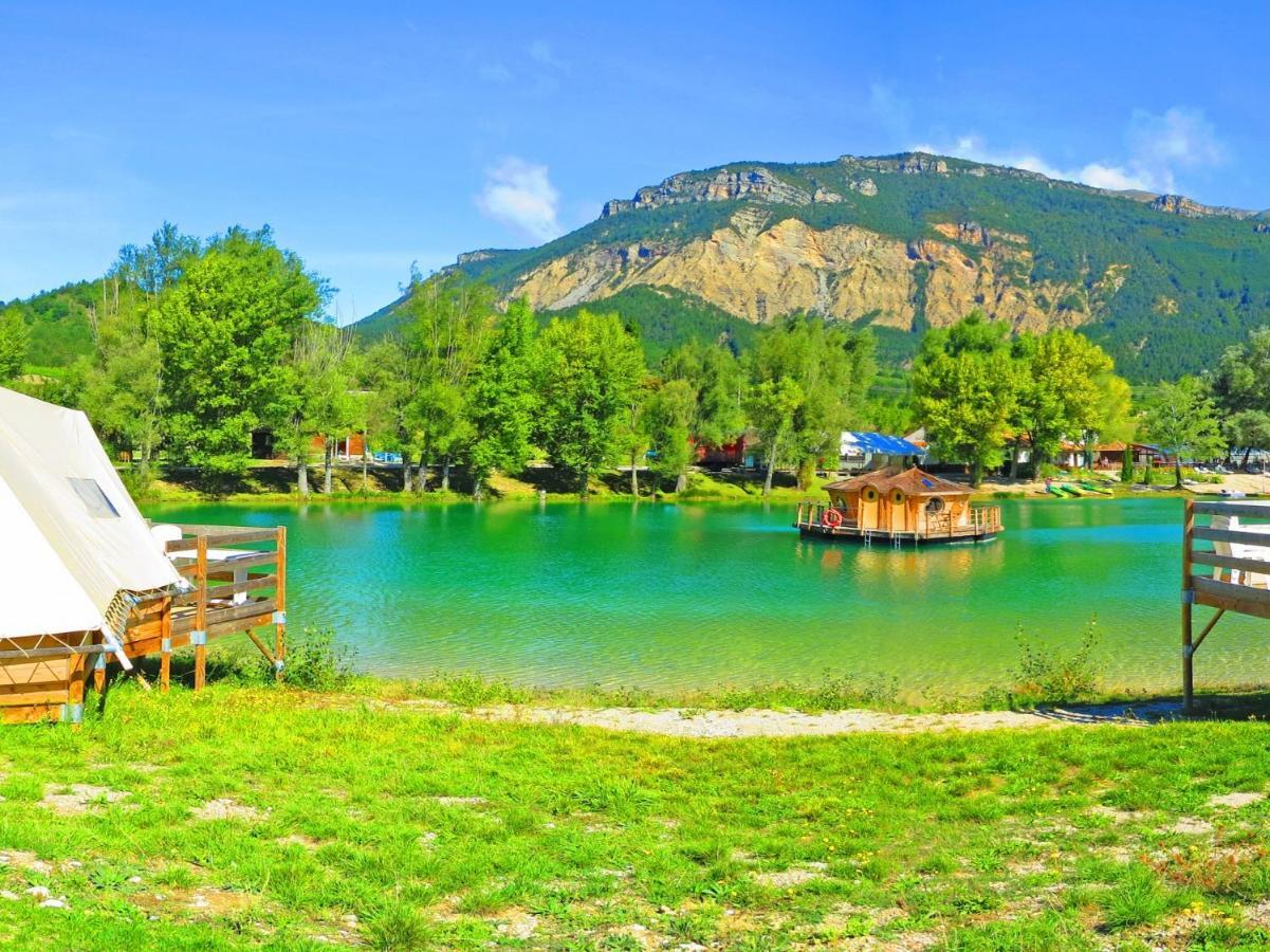 Camping Le Lac Bleu Hotel Châtillon-en-Diois Exterior photo